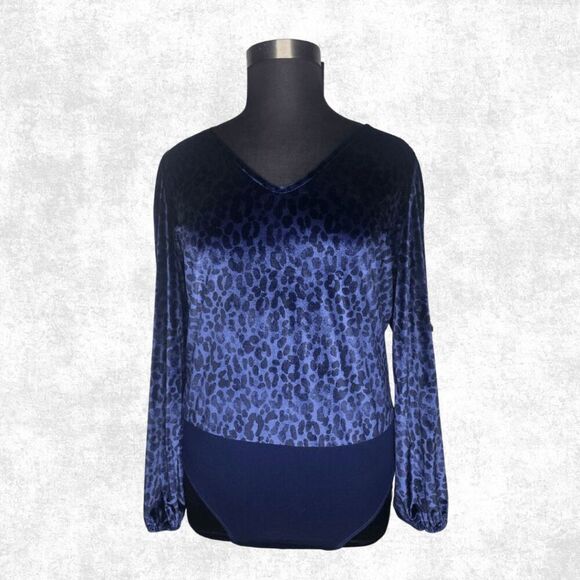 Torrid Blue Velvet Leopard Bodysuit – Size 2 (2X) Glam Grunge Vibes - Picture 3 of 6